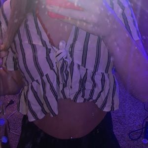 PACSUN CROPPED SHIRT